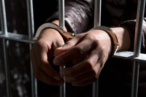 Mulher diz que matou filho de 11 anos, na Guarda, para o proteger