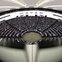 Eurodeputados discutem sobre quem trabalha mais