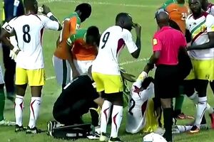 Serge Aurier a sauvé la vie d'un Malien Moussa Doumbia.mp4