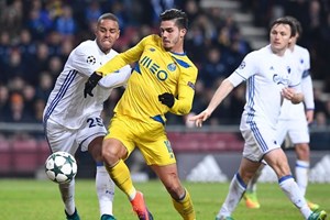 FC Porto empata 0-0 em Copenhaga e adia decisões