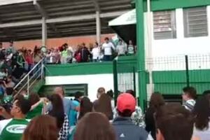 -h9tLJ4wzjstWQtr.mp4