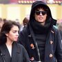 Cristiano Ronaldo mascarado em Paris com nova namorada
