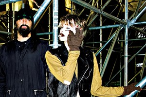 Crystal Castles em Portugal com nova vocalista
