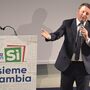 Italianos decidem em referendo pessoal para Renzi
