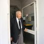 Soares ainda em estado crítico, mas 'com ligeira melhoria'