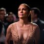 Jennifer Lopez canta em português
