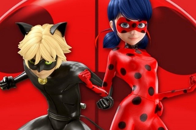 JOGO OFICIAL MIRACULOUS LADYBUG E CAT NOIR PARTE 1 PETER TOYS 