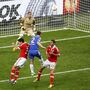 Chelsea despede-se de Ivanovic e lembra golo ao Benfica