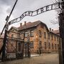 Portugueses condenados por vandalismo em Auschwitz