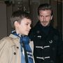 Beckham leva filhos ao desfile de Victoria e desmente crise 