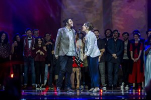 Vídeo: Luísa e Salvador Sobral cantam tema vencedor do Festival da Canção