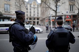 Ameaça de bomba em Paris foi falso alarme