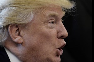Trumpcare retirado para presidente não sofrer chumbo