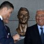 O busto de Ronaldo, segundo o seu escultor 