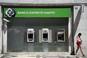 Comissão Europeia diz que não lhe compete investigar bancos
