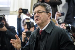 Maioria dos apoiantes de Mélenchon afirma que vai votar em branco ou abster-se