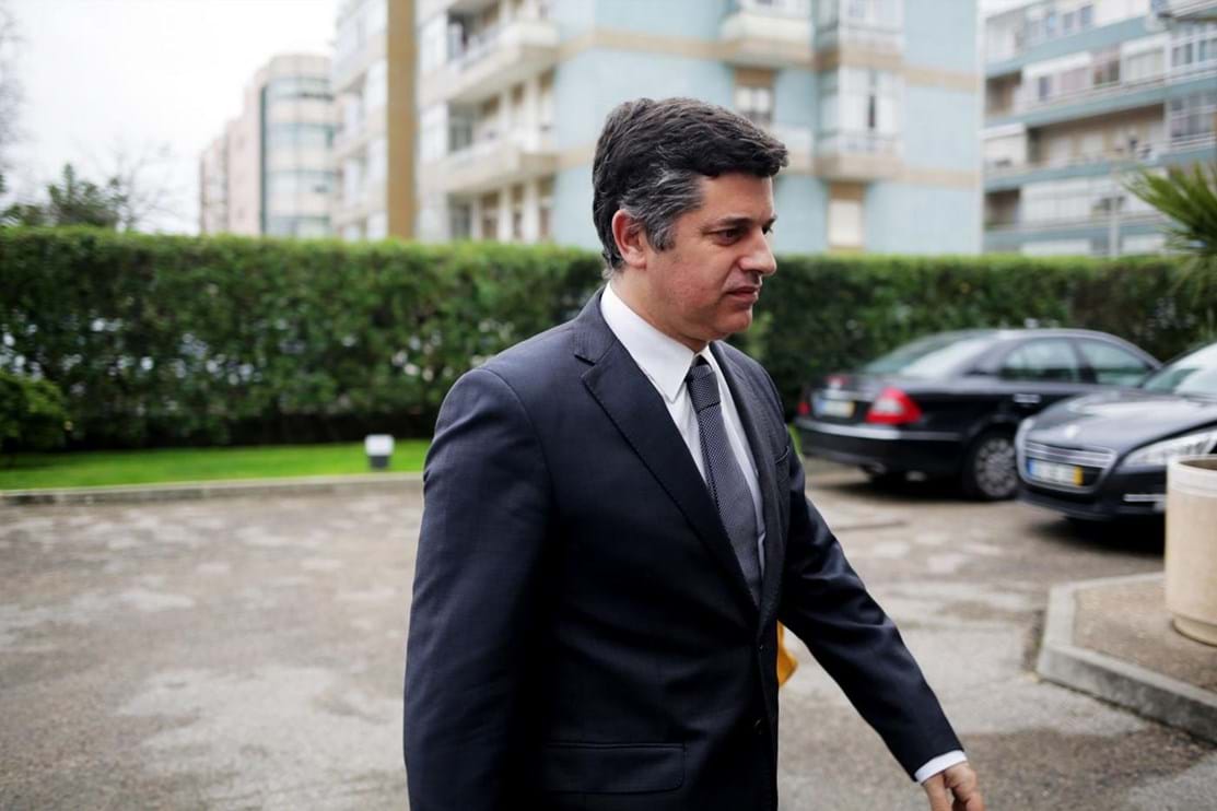 Ministro Da Economia Espera Subida No Rating De Portugal Portugal SÁbado 