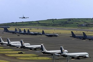 NATO: EUA sem planos de reforço na Base das Lajes