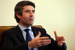 Catalunha: PS considera ultrapassado incidente com PSOE
