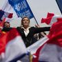 Marine Le Pen plagia o também plagiador François Fillon