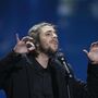 Salvador Sobral despede-se dos palcos com concerto gratuito