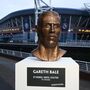 Autor do busto de Ronaldo recria colega do português