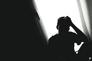 Covid-19: Maioria dos adolescentes relata sentimentos de solidão