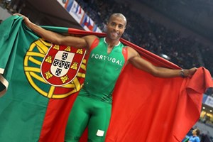 Nélson Évora é campeão nacional do triplo-salto