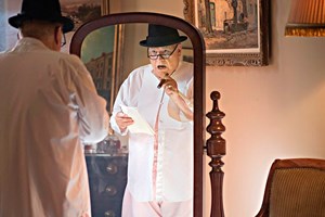 O homem por trás de Winston Churchill