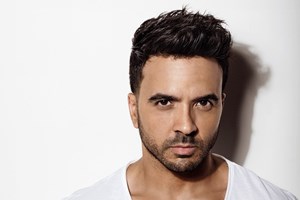 Cantor de Despacito em entrevista no dia da sua estreia em Portugal