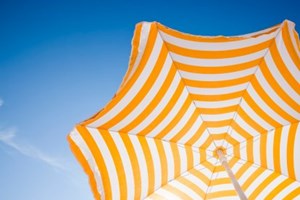 É importante desfazer mitos relacionados com o sol, diz associação
