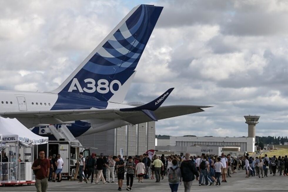 Menos de 100 aviões estão imobilizados devido a problema de 'software'