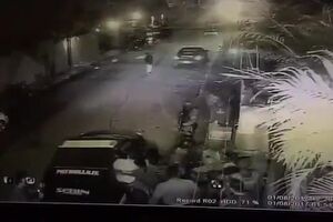 ddYdUIa6-1aNjAhB.mp4