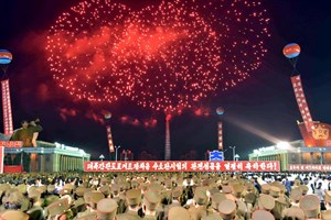 Coreia do Norte celebra teste nuclear com fogo de artifício