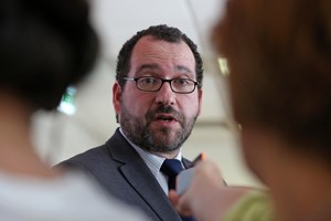 Os chumbos do boy e assessor jurídico do Governo