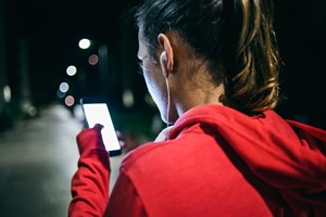 11% dos portugueses concorda com perseguição digital ao parceiro