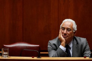 Costa promete baixar factura energética