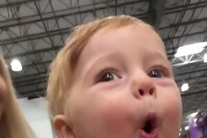 lrnBGOSLum1K4nsD.mp4