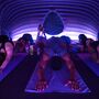 Fizemos uma aula de yoga numa cápsula a 37 °C