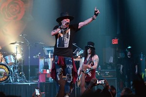 Guns n'Roses iniciam digressão europeia em Oeiras no próximo ano
