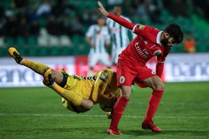 Benfica despede-se da Taça da Liga com empate