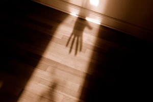 Menor desaparecida há um ano encontrada através de vídeos em site pornográfico