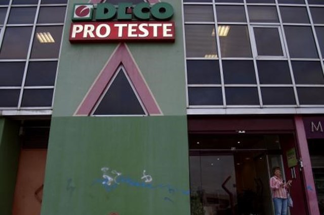 Deco propõe ao Governo apoios para assistência a pais e familiares diretos
