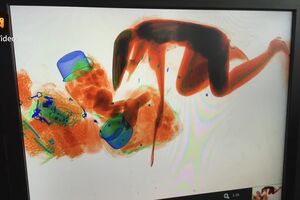 27825948_161289044557330_8158201876655898624_n.mp4