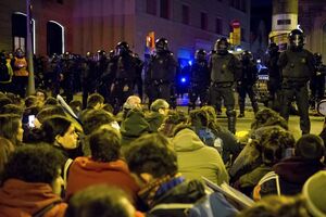 confrontos em Barcelona 