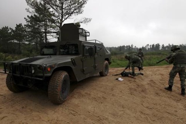 Militares portugueses abandonam Afeganistão até final de maio