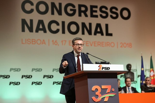 Moedas, o candidato que apanhou PSD e CDS (quase) de surpresa