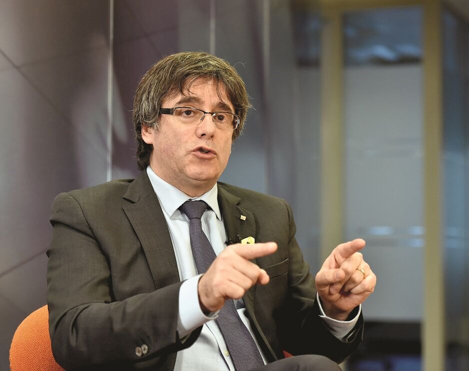 Espanha, Catalunha, Rajoy, Puigdemont 