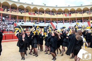 Antigos dirigentes da academia de Coimbra defendem fim da garraiada na Queima