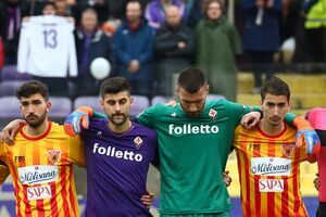 homenagens a Davide Astori 